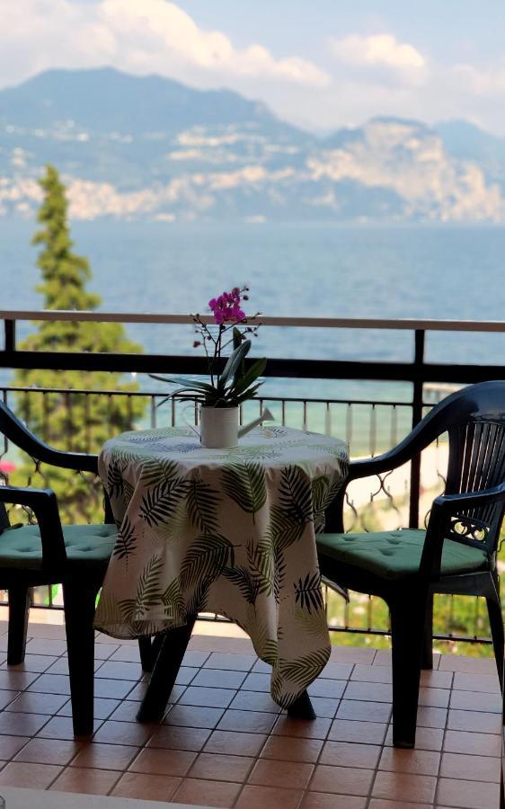 Hotel Merano Brenzone sul Garda Exterior photo
