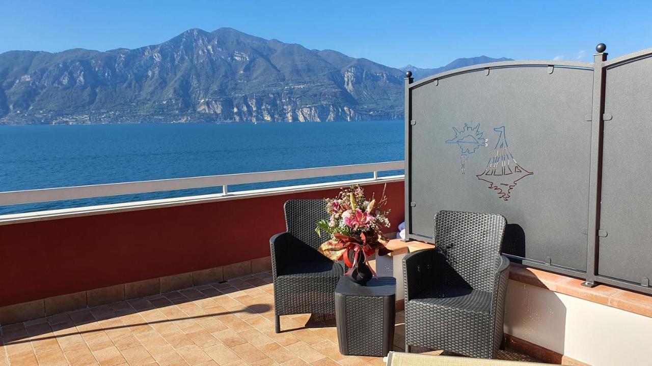 Hotel Merano Brenzone sul Garda Exterior photo