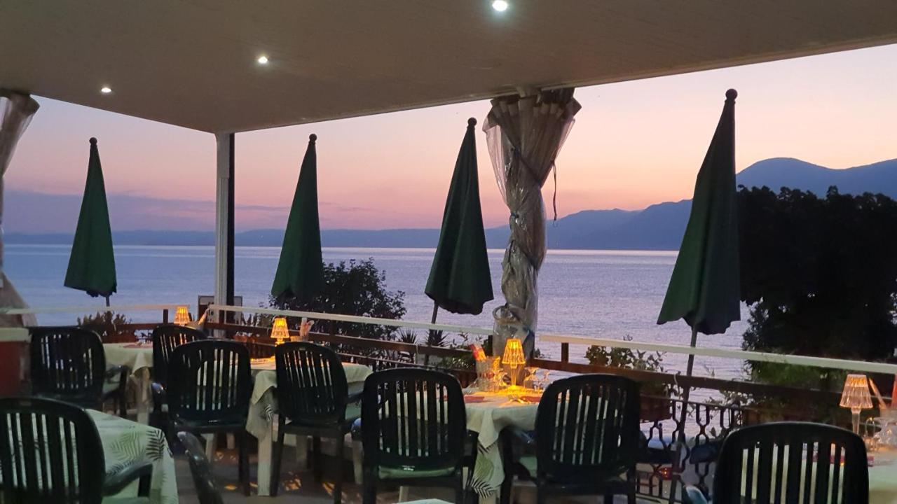 Hotel Merano Brenzone sul Garda Exterior photo