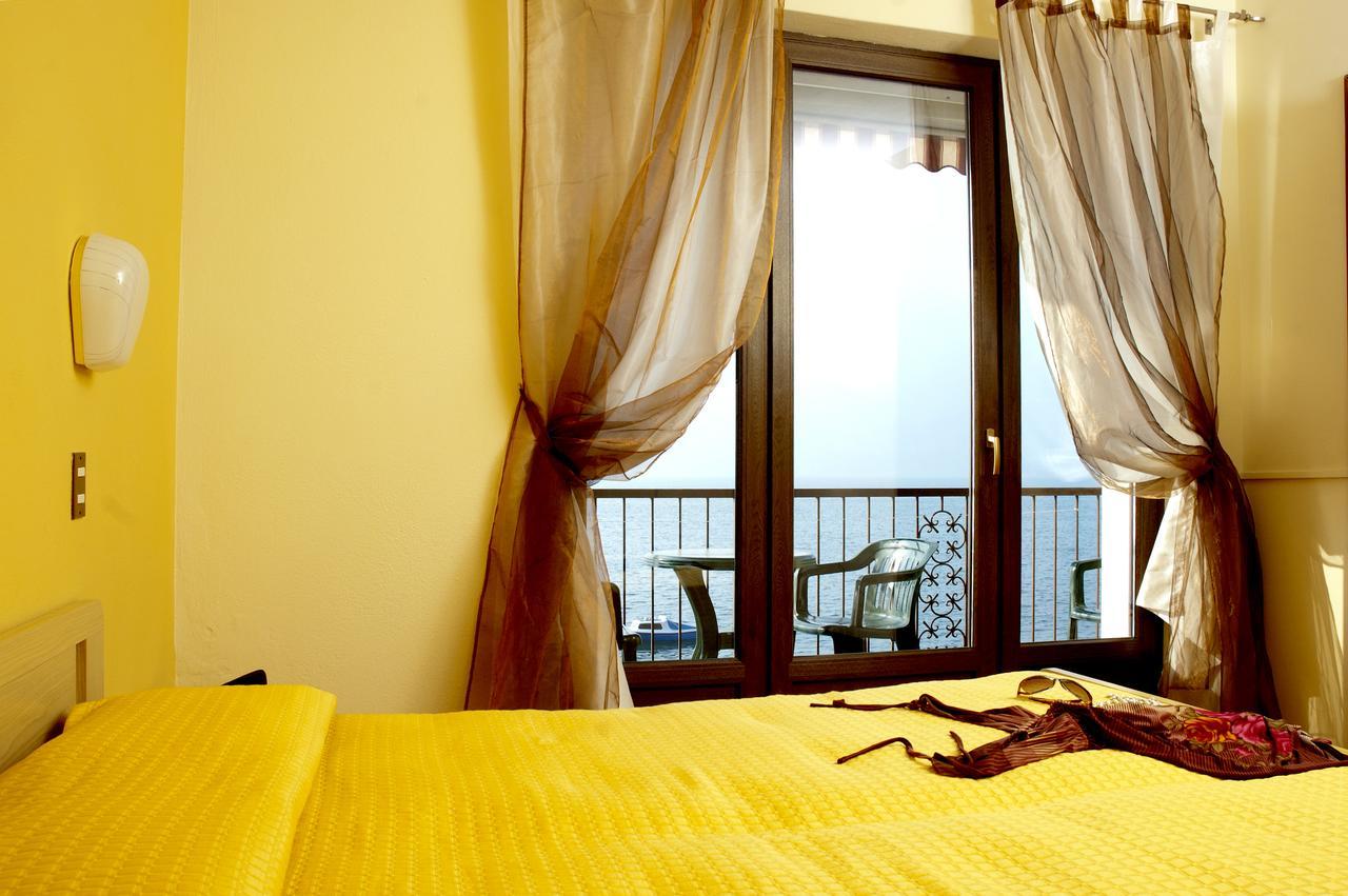 Hotel Merano Brenzone sul Garda Exterior photo